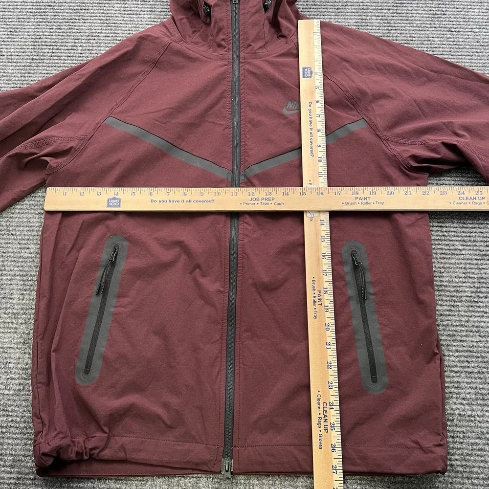 Nike Tech Woven Windbreaker Hooded Jacket Burgundy HM7151 Men's Small‎ NWT $145